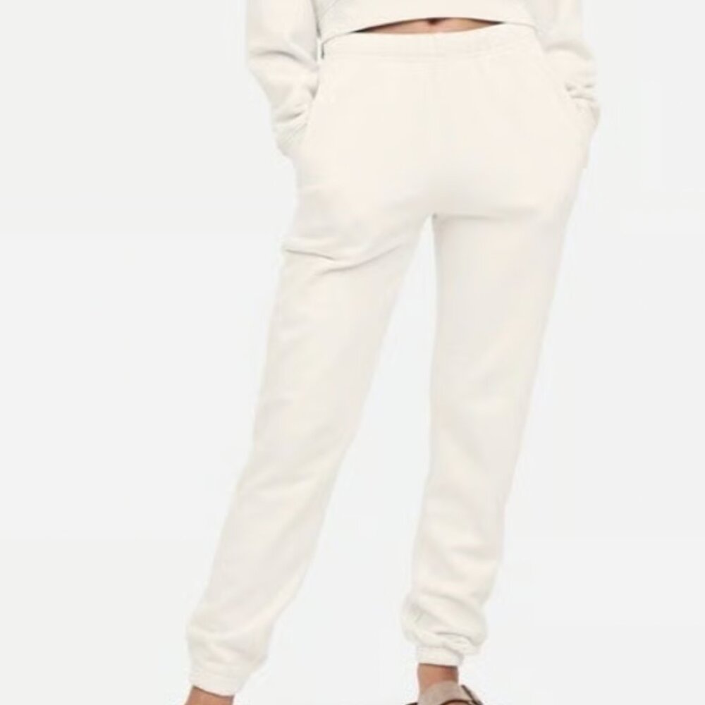 MATE The Label Fleece Crop Sweatpants | Bone Color
